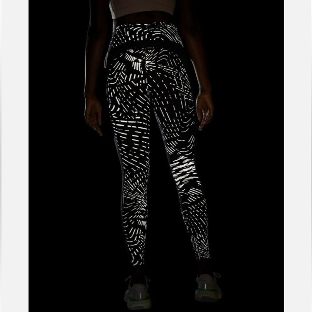 Nike Black and White Patterned Leggings